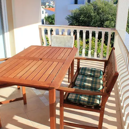 Apartment With Sea View In Zecevo Rogoznicko - 65 Sqm With Balcony *