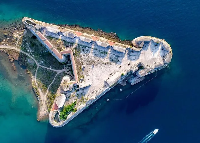 Apartament With Sea View In Rogoznicko - 65 Sqm With Balcony