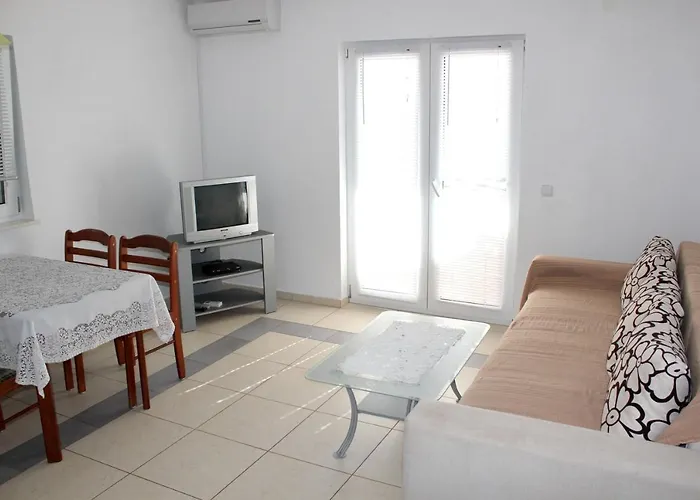 Apartament With Sea View In Rogoznicko - 65 Sqm With Balcony Zečevo